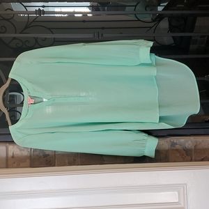 Candie's light blouse